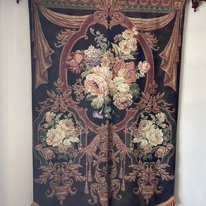 Elegant Floral Tapestry Wall Hanging